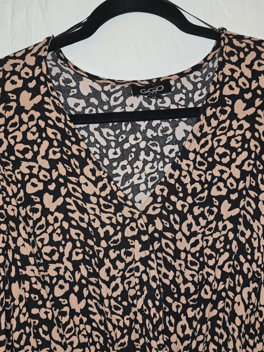 GGO Black and Blush Animal-Print Long Sleeve Tiered Dress